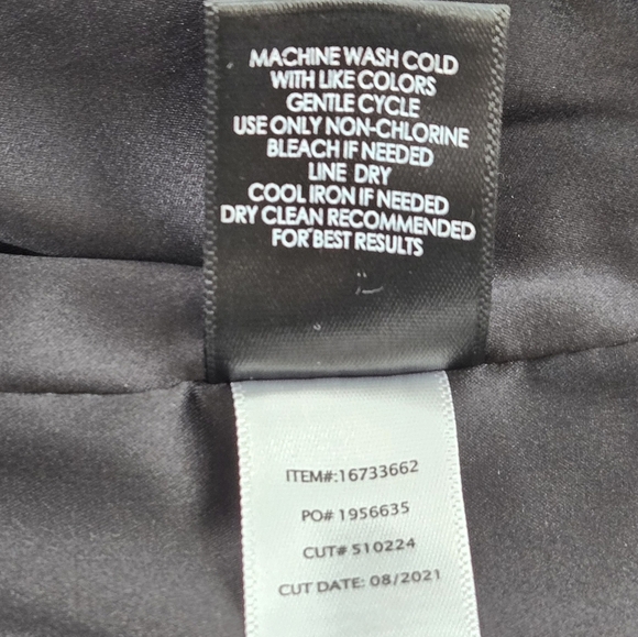 TORRID Corporate Baddie Black Blazer one Button Closure Size 3 - Picture 7 of 10